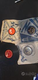 quattro  dischi 78 giri di varie case discografich