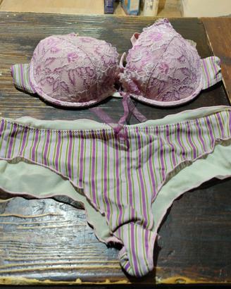 completo intimo Infiore taglia 4 rosa