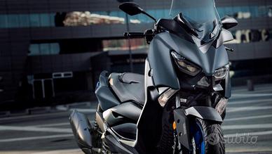 Yamaha XMax 125 icon blue ( bonus 700 accessori )