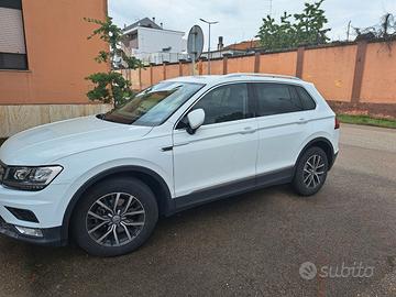 Tiguan Business 1.6 TD