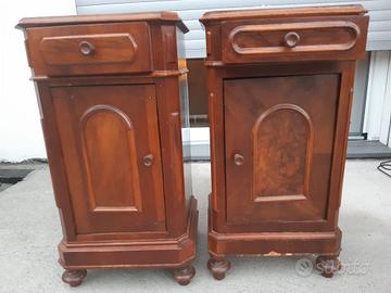 Comodini antichi inizio 900 