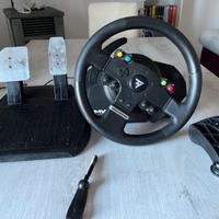 Volante con pedaliera thrustmaster tmx