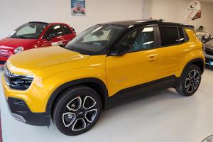 Jeep Avenger 1.2 Turbo 100 CV Summit tetto apribil