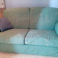 due divani con telaio, cuscini,  in buono stato.