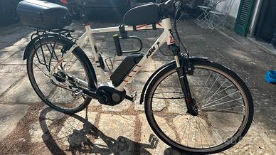 Bici elettrica assistita KTM macina cross 8