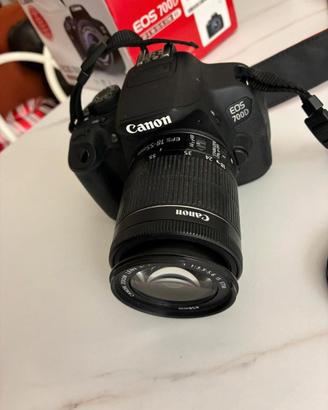 Canon EOS 700D