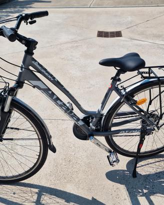 Atala Discovery 28" Bici Donna trekking
