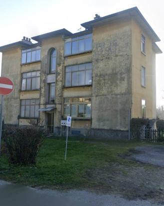 Immobile in asta di 82 m² con 3 locali a Sesto Cal
