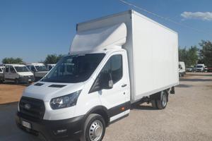 Ford Transit furgonatura con pedana