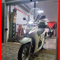 Honda sh 300 *rate no busta paga*garanzia+permute