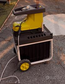 Biotrituratore per rami