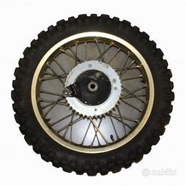 Ruota posteriore Aprilia Rally Tuareg 125 del 1986