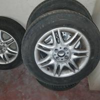 cerchi in lega con gomme 