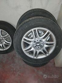 cerchi in lega con gomme 