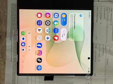 Samung galaxy fold 8 Ultra