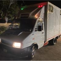 Daily trasporto cavalli patente b