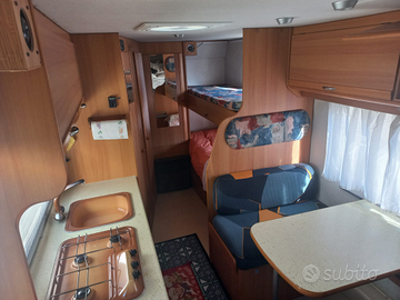 Ford 2.5 TD del 2000 6 letti 6 mt garage