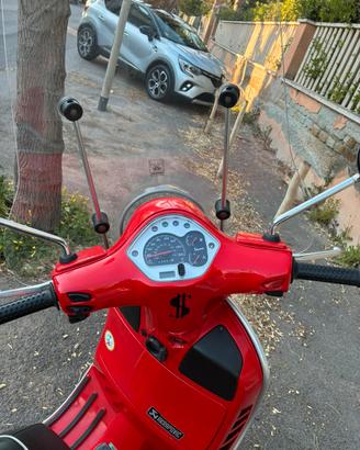 Vespa 300ie gts