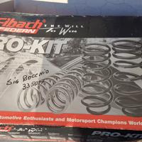 un kit di molle Eibach Pro-Kit per sospensioni aut