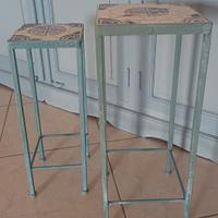 coppia di sgabelli ornamentali 