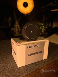 Samyang Lens Station per Sony E