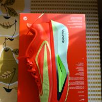 scarpa corsa Zoomfly 6  MAI USATE taglia 40.5