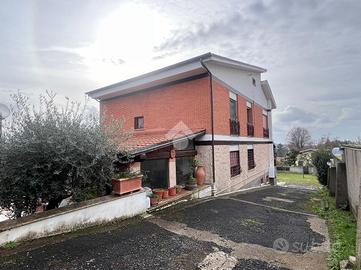 VILLA SINGOLA A ROCCA PRIORA