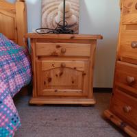 lettini ,comodino, cassettiera 