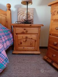 lettini ,comodino, cassettiera 
