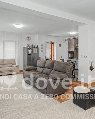 Appartamento di 145 m² con 4 locali e box auto a B