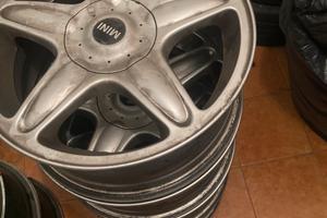 Cerchi da 16 pollici