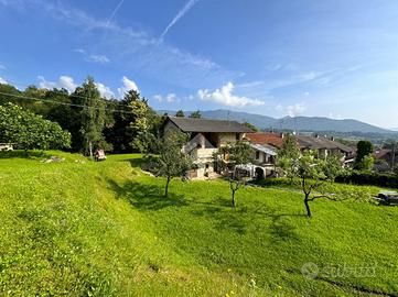 CASA SEMINDIPENDENTE A GIAVENO