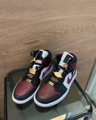 Air Jordan 1 Mid 38 nuove
