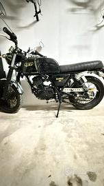moto Mash 125