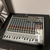 Mixer behringher x2222 USB