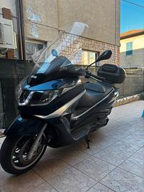 Piaggio x10