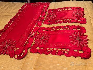 Tris centrini di natale