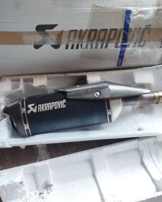 scarico akrapovic xadv 