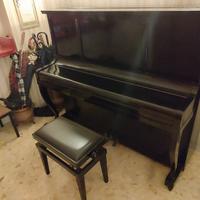 Pianoforte Verticale a corde incrociate