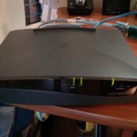Router Cisco Systems 827 con 16Mb - Funzionante