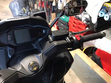 Colore nero opaco e carbonio