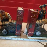 ferma libri pirati