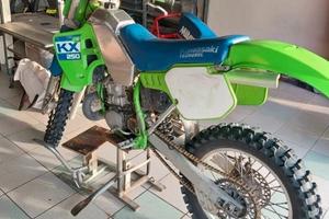 KAWASAKI KX 250