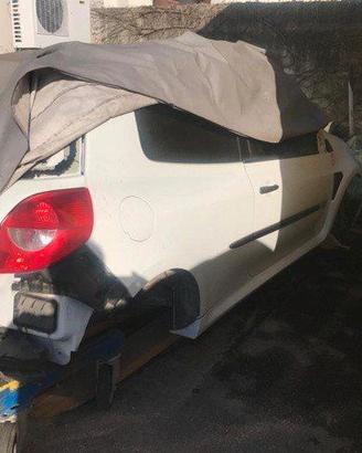RENAULT CLIO RS RICAMBI