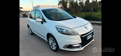 Renault Scenic X-Mod 1.5 dCi 110Cv S&S