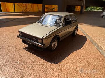 VW Golf GTI Quattroruote Collection 1/24 + Libro