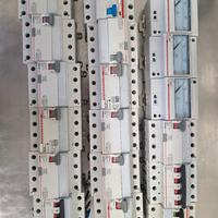 INTERRUTTORI PROFESSIONALI - 19 pz ABB/BTICINO - U