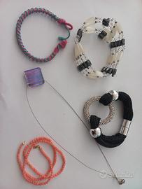 Bracciali e collane ragazza