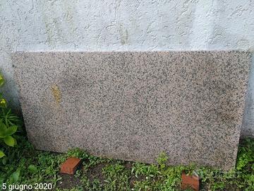 Tavolo granito lucido rosa e nero 12 posti