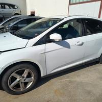Ford focus 1.6 TD per ricambi